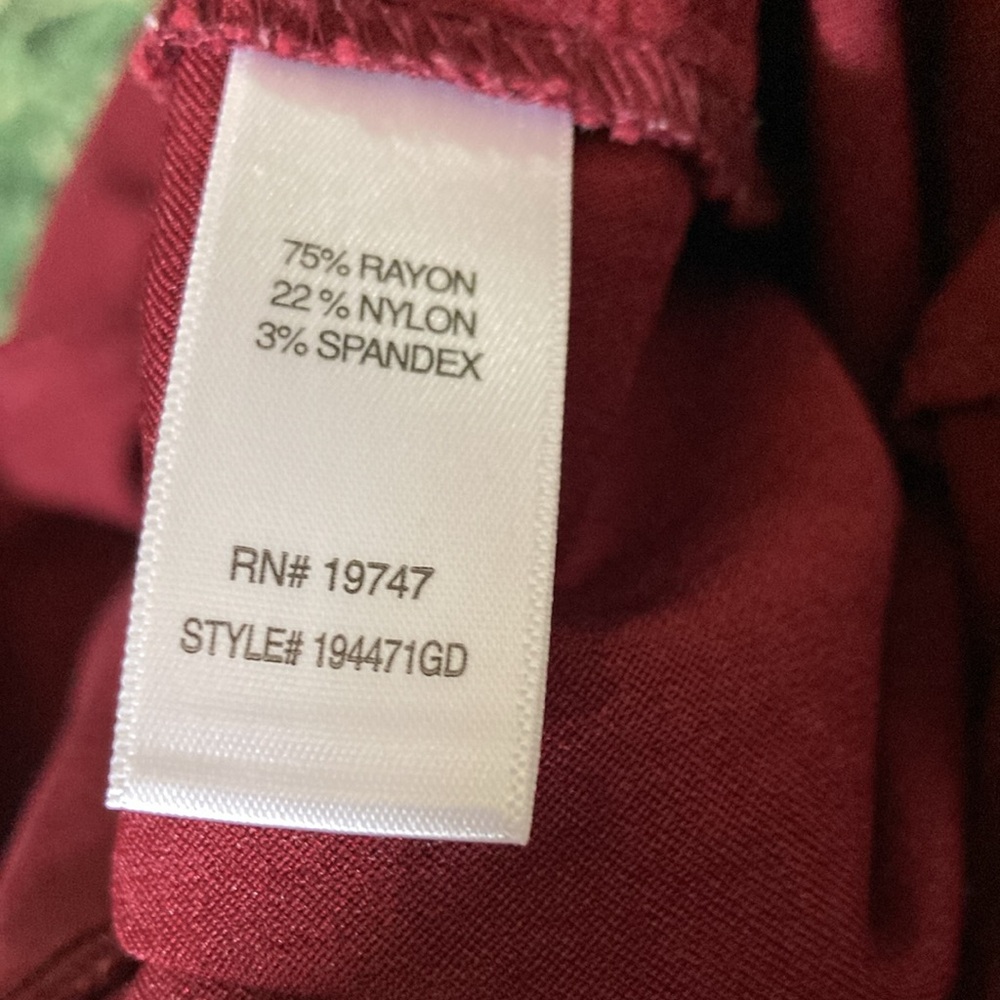 Counterparts Ankle Career Pants Women Size 12 Burgundy Wide Elastic Band - Picture 9 of 9